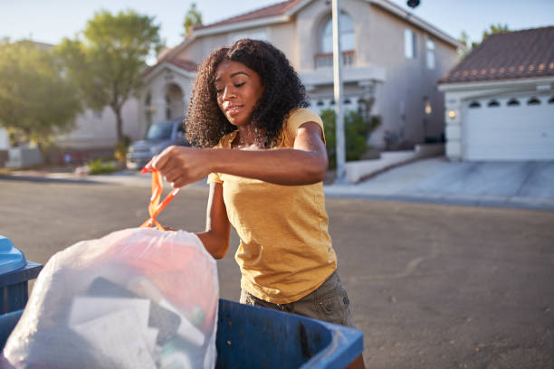 Best Construction Debris Removal  in Pinole, CA